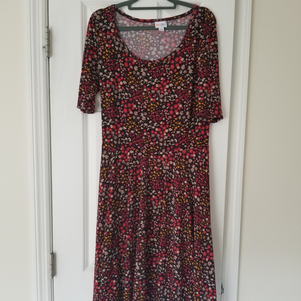 Closet Cleanout 5/$25 Lularoe Nicole Dress size L